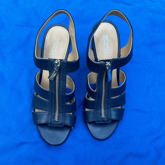 ❗️SOLD❗️ - Picture 2 of 8